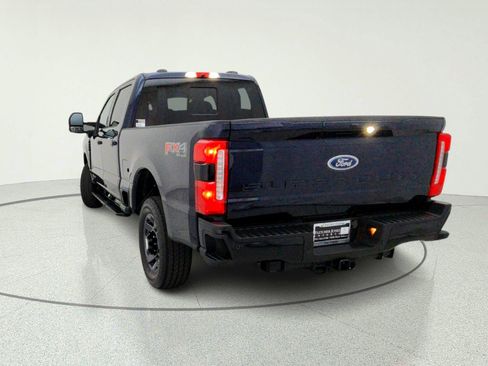 Used 2023 Ford F250 Lariat w/ Sport Appearance Package AWD/4WD image 11