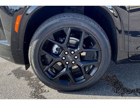 Used 2024 Chevrolet Traverse RS AWD/4WD image 10