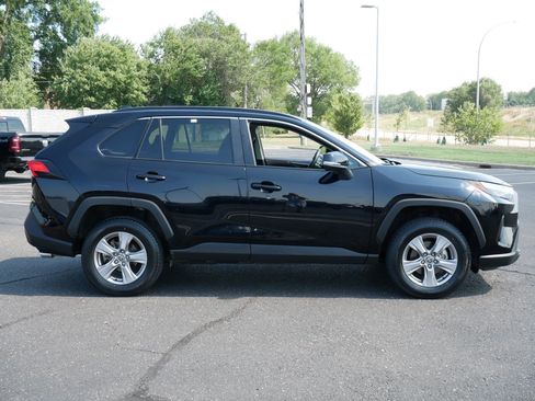 Certified 2025 Toyota RAV4 XLE AWD/4WD image 8
