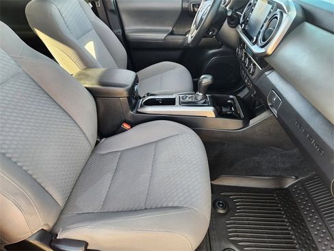 Used 2023 Toyota Tacoma SR5 w/ Technology Package image 14