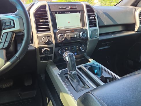 Used 2018 Ford F150 Lariat AWD/4WD image 24