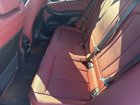 Used 2024 BMW X3 M40i image 8