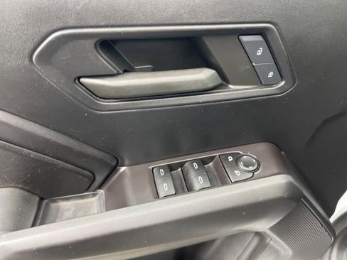 Used 2023 Chevrolet Colorado W/T image 12