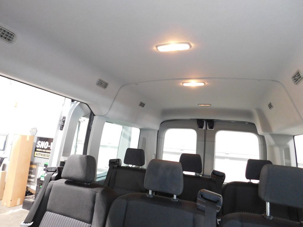 Used 2018 Ford Transit 150 XLT RWD image 34