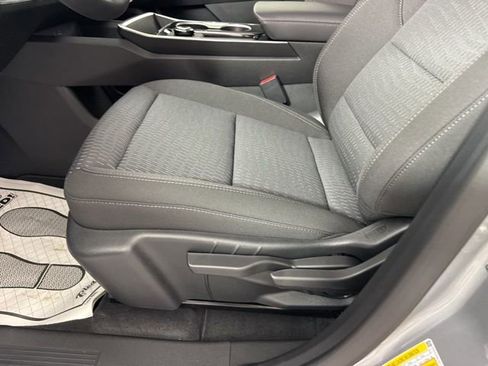 New 2026 Chevrolet Equinox LT w/ Safety and Technology Package FWD image 26