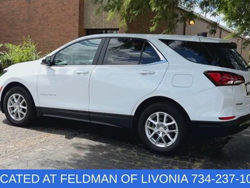 Used 2024 Chevrolet Equinox LT w/ LPO, Floor Liner Package FWD image 6