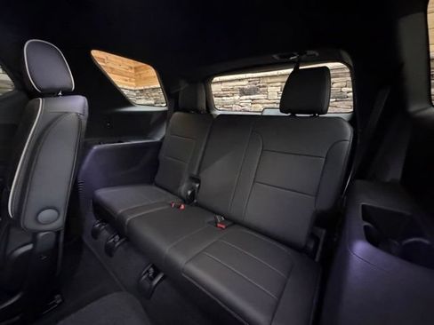 Used 2023 Chevrolet Traverse Premier w/ LPO, Floor Liner Package AWD/4WD image 37