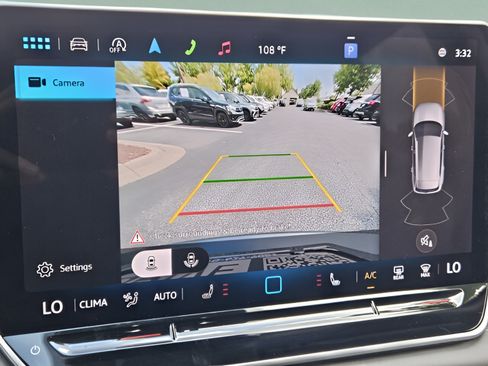Certified 2025 Volkswagen Tiguan SE AWD/4WD image 19
