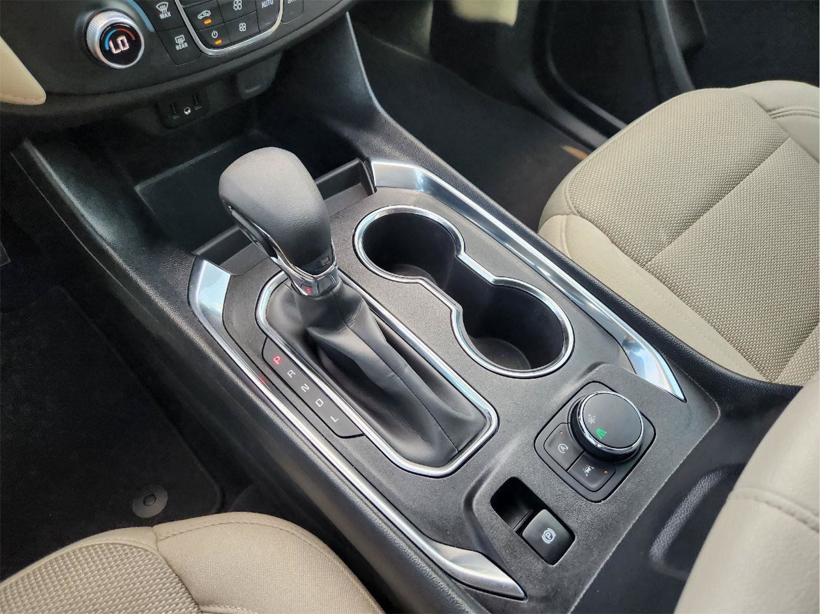 Used 2023 Chevrolet Traverse LS w/ Safety Package FWD image 19