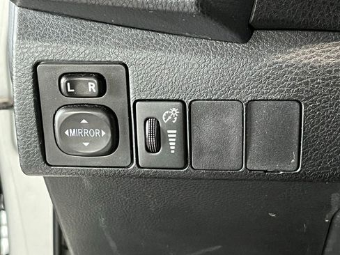 Used 2014 Toyota Corolla S FWD image 30