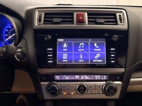 Used 2017 Subaru Outback 3.6R Limited AWD/4WD image 16