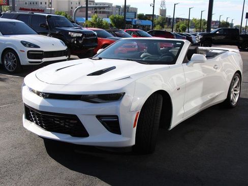 Used 2017 Chevrolet Camaro SS RWD image 9
