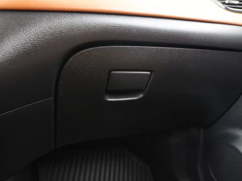 Used 2018 Nissan Rogue SL AWD/4WD image 52
