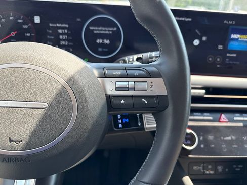 Used 2025 Hyundai Sonata Limited FWD image 17