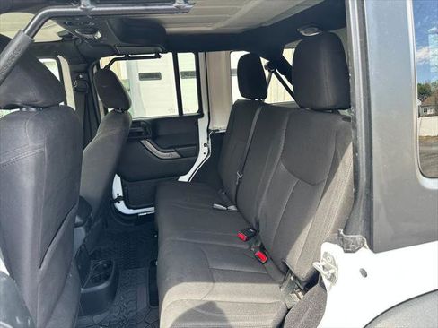 Certified 2017 Jeep Wrangler Unlimited Sport AWD/4WD image 17