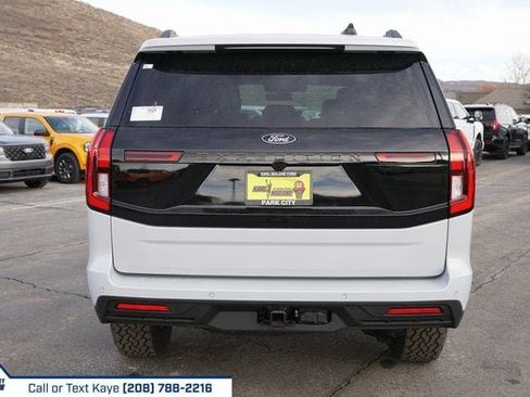 New 2026 Ford Expedition Tremor image 36