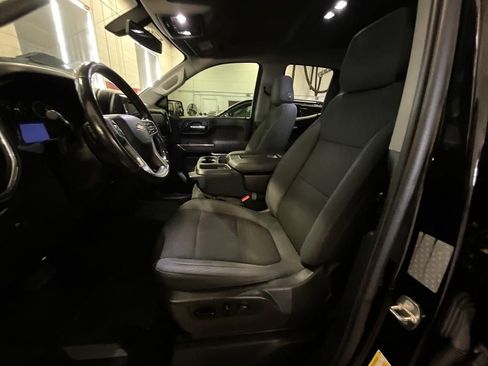 Used 2019 Chevrolet Silverado 1500 LT w/ All-Star Edition image 4