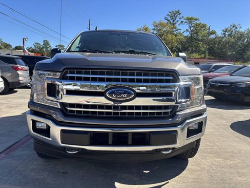 Used 2018 Ford F150 XLT w/ Equipment Group 302A Luxury AWD/4WD image 3