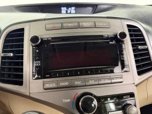 Used 2012 Toyota Venza LE w/ LE Convenience Pkg AWD/4WD image 23