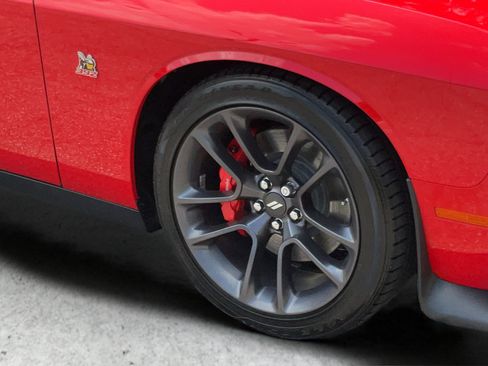 Used 2022 Dodge Challenger R/T Scat Pack RWD image 28