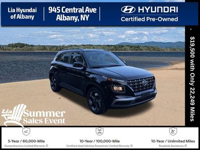 Used 2023 Hyundai Venue SEL w/ Cargo Package