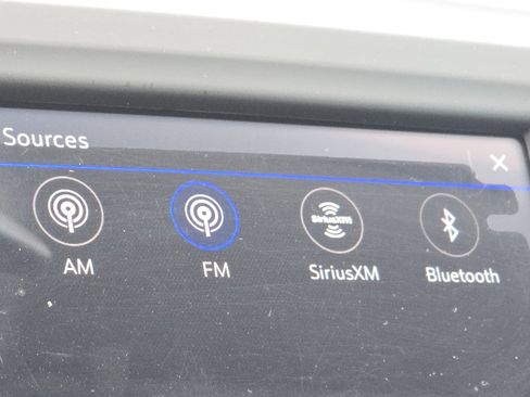 Used 2023 Chevrolet Equinox LT image 7