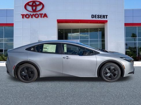New 2026 Toyota Prius LE FWD image 2