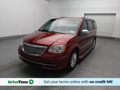 Used 2016 Chrysler Town & Country Limited Platinum w/ Trailer Tow Group