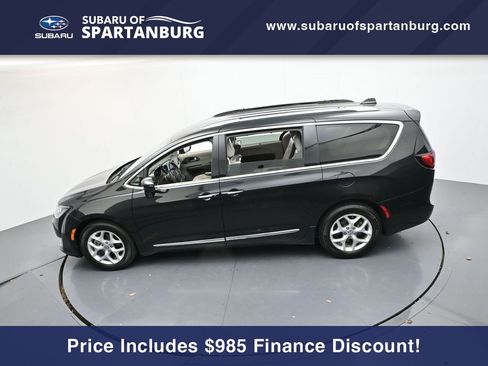 Used 2017 Chrysler Pacifica Touring-L Plus w/ Advanced Safetytec Group image 21