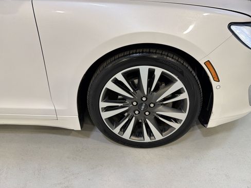 Used 2020 Lincoln MKZ Reserve w/ Elements Package image 30