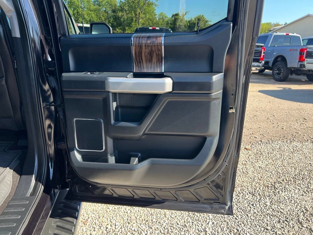 Used 2020 Ford F150 Lariat AWD/4WD image 18