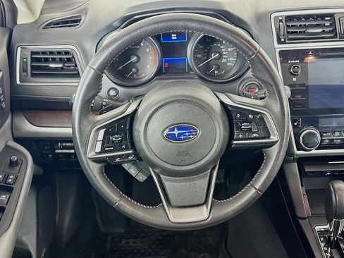 Used 2019 Subaru Outback 2.5i Limited AWD/4WD image 18