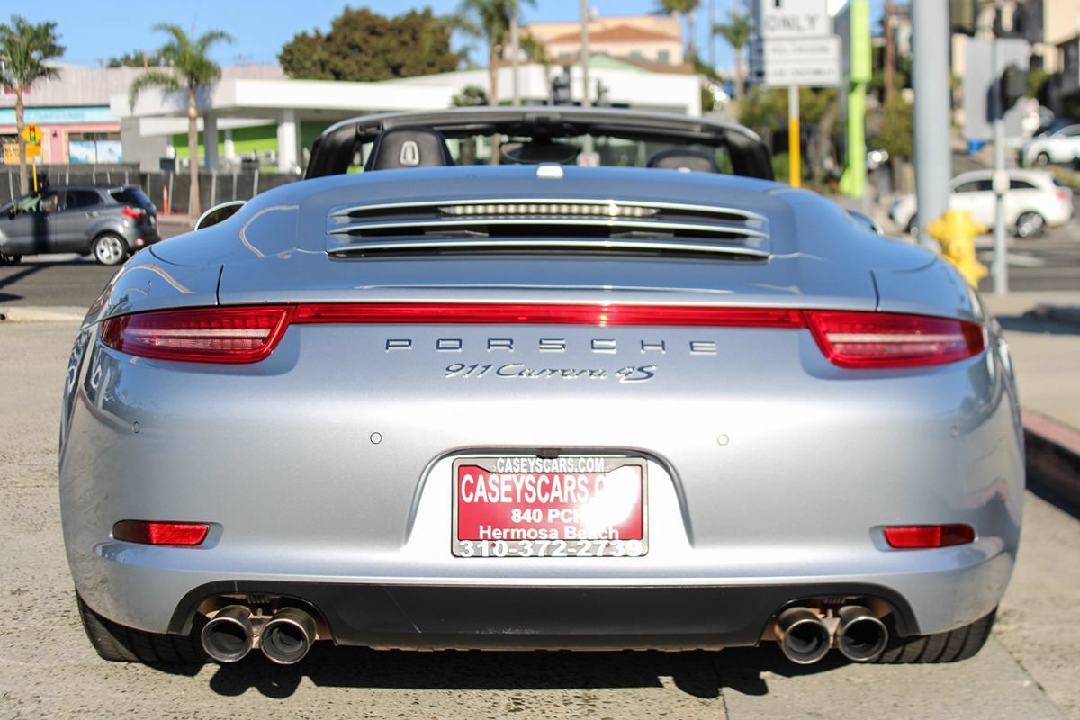 Used 2016 Porsche 911 Carrera 4S w/ Sport Chrono Package AWD/4WD image 5
