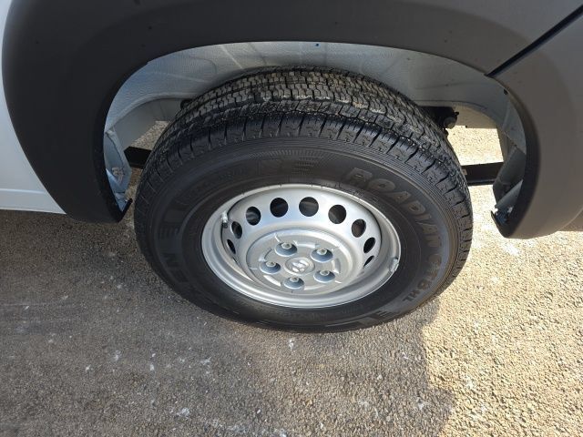 Used 2025 RAM ProMaster 2500 FWD image 10