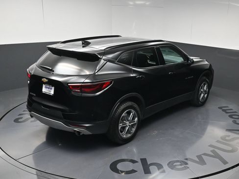 Used 2024 Chevrolet Blazer LT w/ Convenience Package FWD image 34