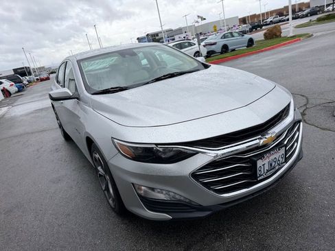 Used 2021 Chevrolet Malibu LT w/ Leather Package image 8