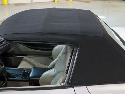 Used 1996 Chevrolet Corvette Convertible RWD image 36