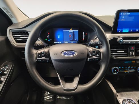 Used 2025 Ford Escape Active FWD image 17