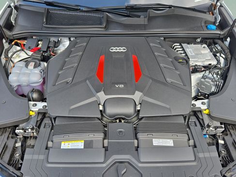 New 2025 Audi SQ8 Premium Plus image 23