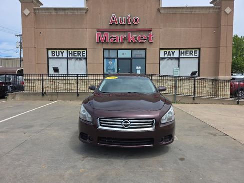 Used 2014 Nissan Maxima 3.5 S FWD image 2