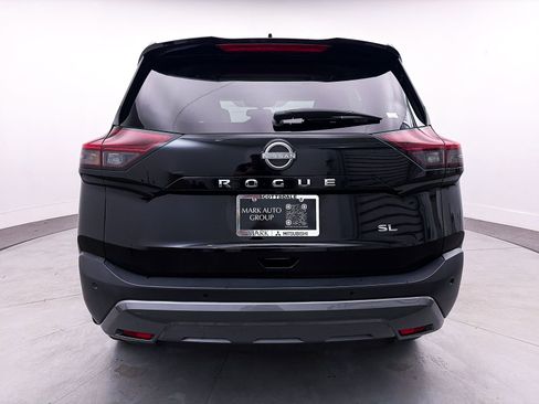 Used 2023 Nissan Rogue SL w/ SL Premium Package image 16