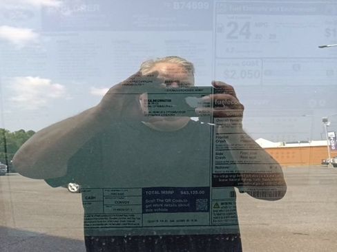 New 2026 Ford Explorer Active RWD image 33
