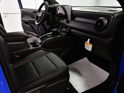 New 2026 Chevrolet Colorado Trail Boss AWD/4WD image 29