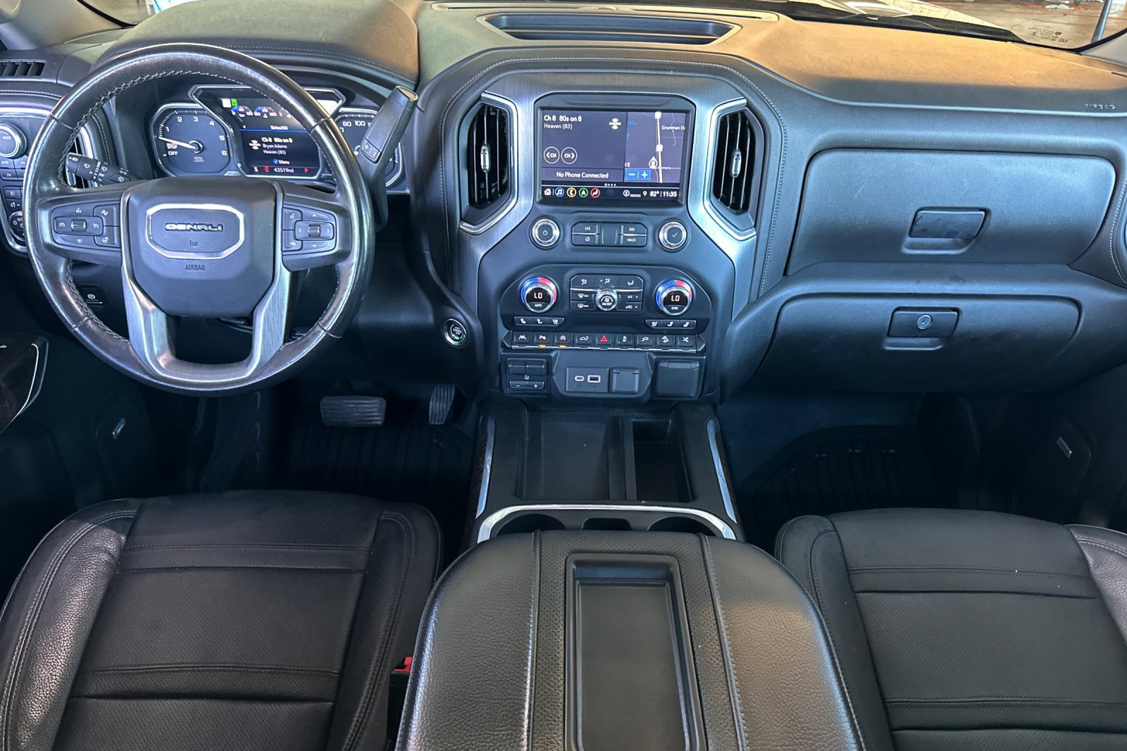 Used 2021 GMC Sierra 1500 Denali w/ Denali Carbonpro Edition AWD/4WD image 13