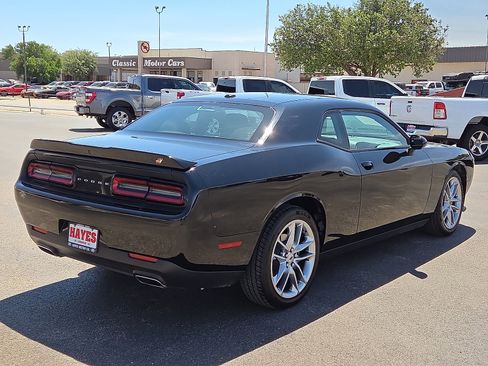 Used 2022 Dodge Challenger GT image 4