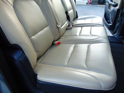 Used 2019 RAM 1500 Limited w/ Advanced Safety Group image 17