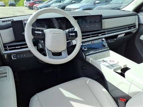 Used 2026 Hyundai Santa Fe SEL w/ Tow & Go Package AWD/4WD image 8