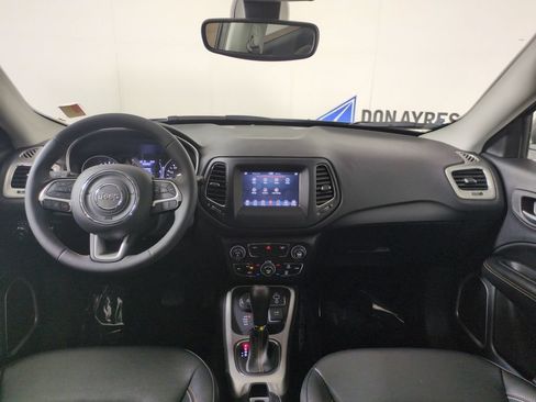 Used 2021 Jeep Compass Latitude AWD/4WD image 14
