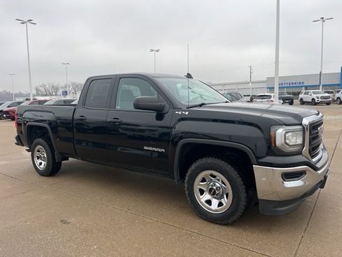 Used 2016 GMC Sierra 1500 Base image 1
