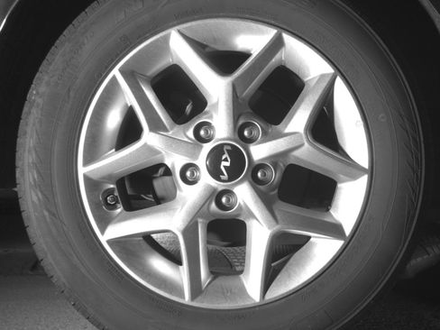 Used 2025 Kia Soul LX w/ LX Technology Package FWD image 18